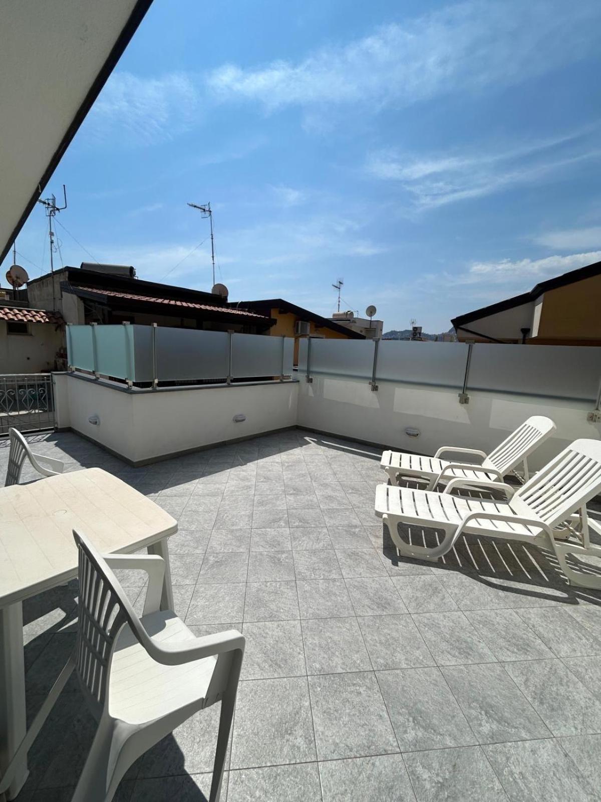 Casa vacanze A Milorda Letojanni Exterior foto